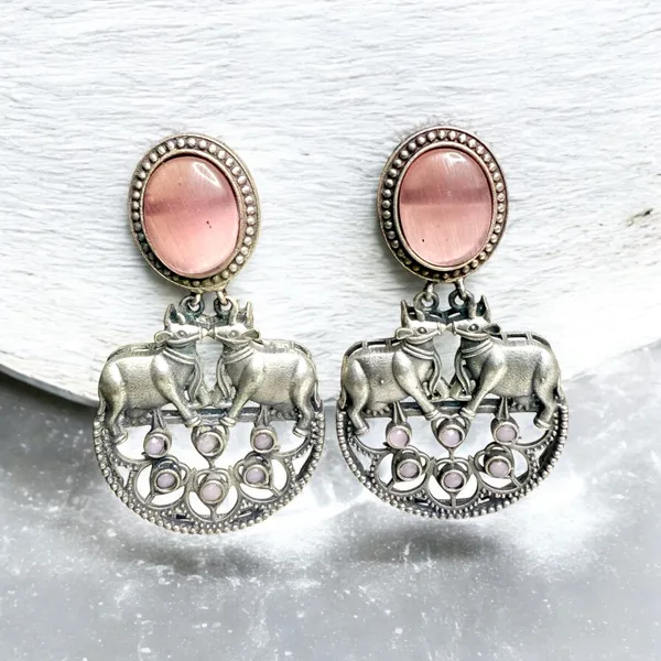 Nandika_Dangler_Earrings_Pink