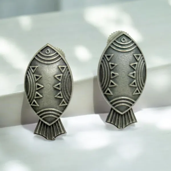 Ekira_Stud_Earring