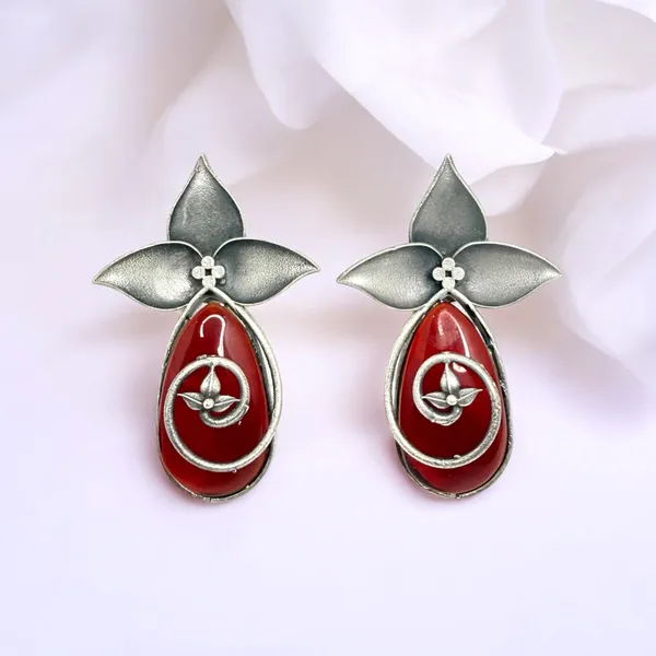 Trishala_Stud_Earring_Ruby