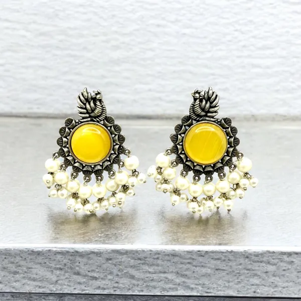 Ruvisha_Stud_Earring_Yellow