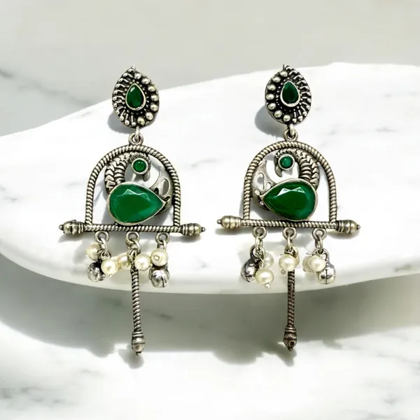 Kalindi_Dangler_Earring_Emerald