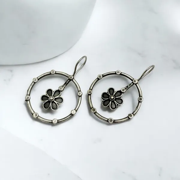 Yamya_Hook_Earring