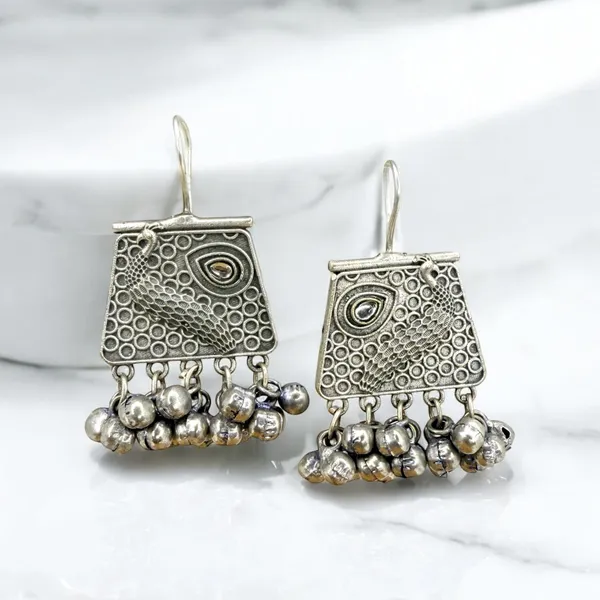 Shrija_Hook_Earring