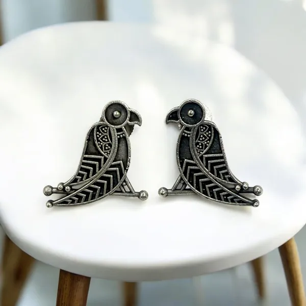 Harvani_Stud_Earring