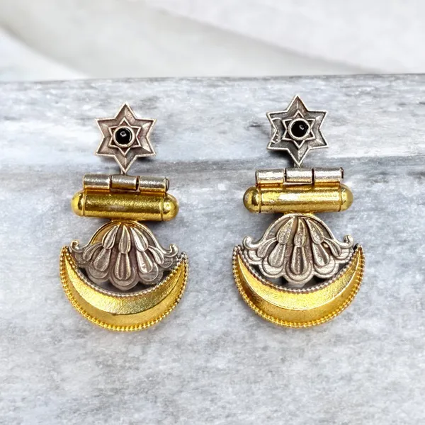Aarunya_Dangler_Earring_Black
