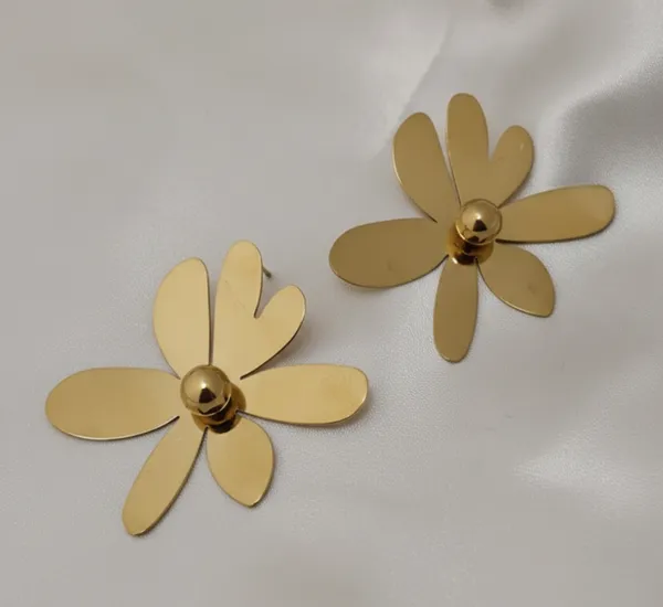 Lavasa_Earrings