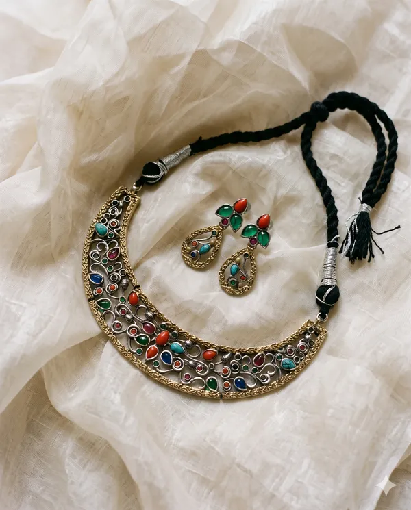 Akshara_Multicolor_Traditional_Necklace_Set_for_Women