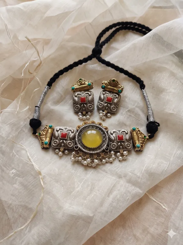 Vihana_Silver_Plated_Necklace_Set_for_Women