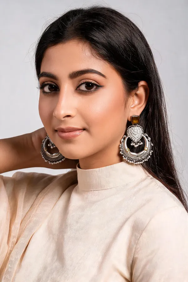 Kaveri_Danglers