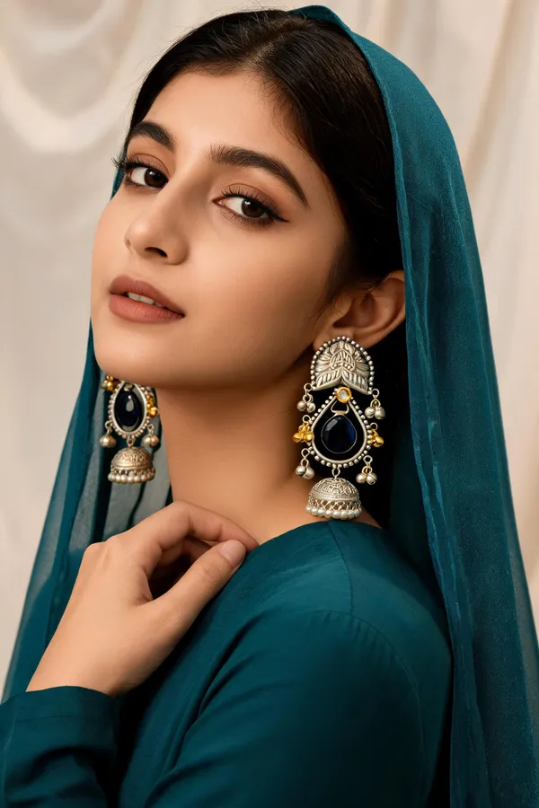 Akanksha_Blue_Dangling_Jhumka