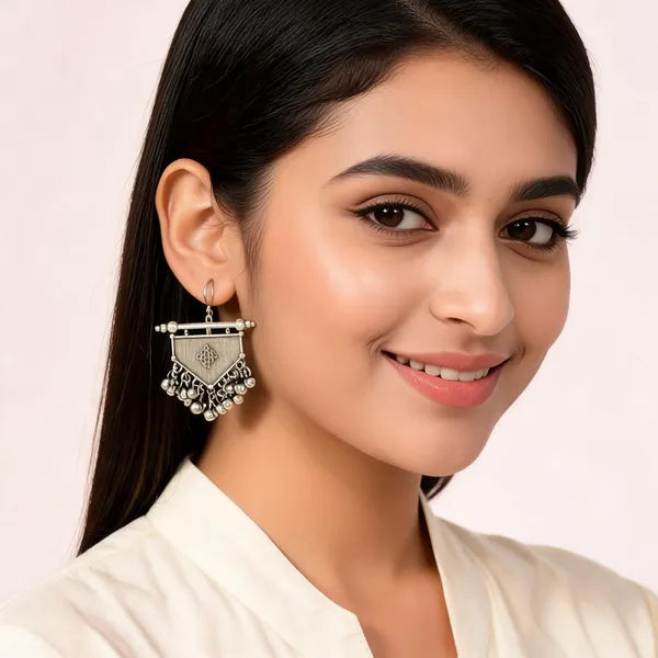 Vrisika_Hook_Earring