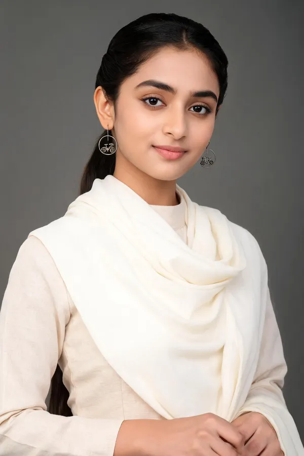 Rahvika_Hook_Earring