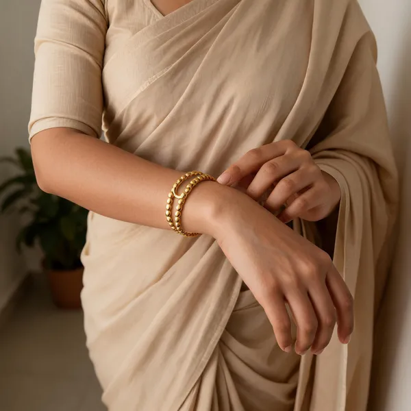 Rupani_Hand_Cuff