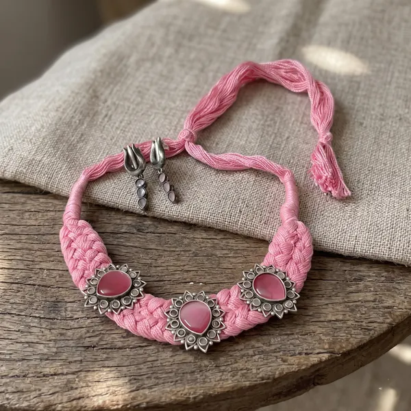 Nirvana_Necklace_Set