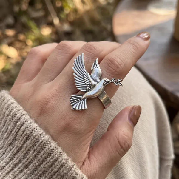 Dove_Ring