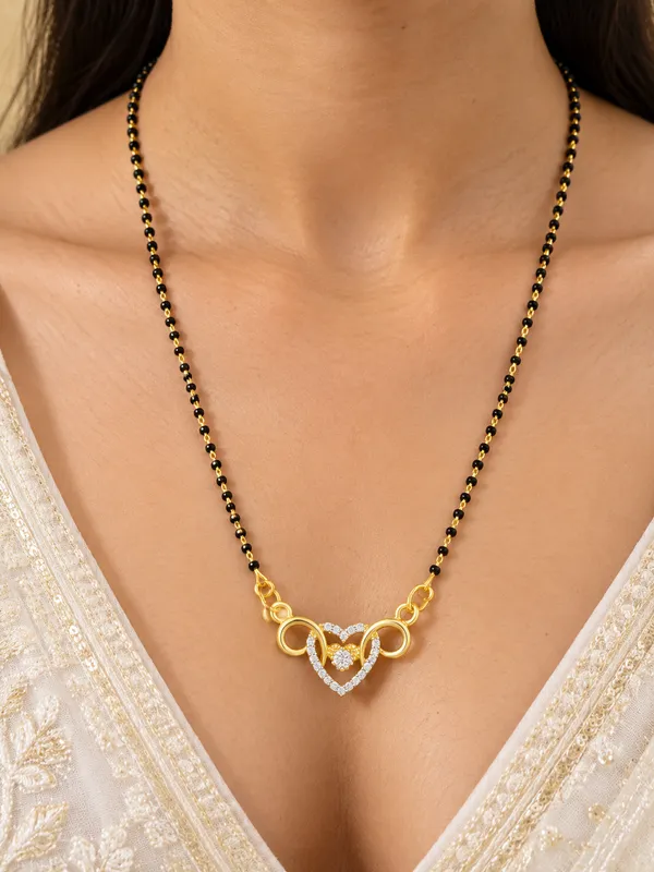 Black_Beaded_Gold_Tone_Heart_Pendant_Mangalsutra_for_Women