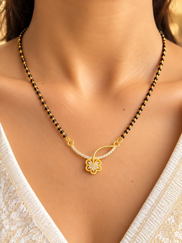 Black_Beaded_Floral_Pendant_Mangalsutra_for_Women