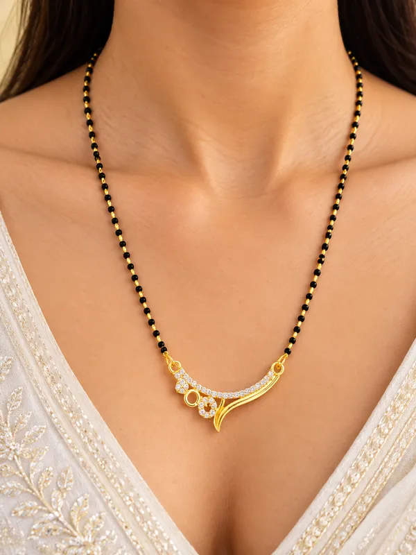 Gold_Tone_Stone_Studded_Mangalsutra_Necklace_for_Women