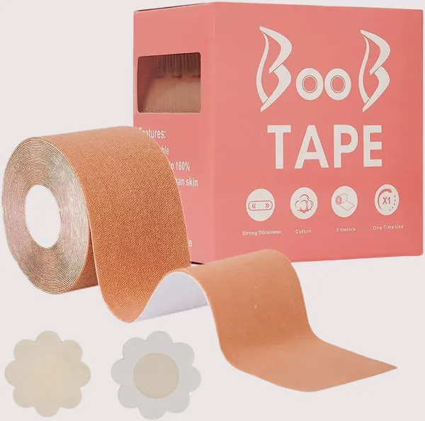 Boob_Tape_With_Nipple_Covers_And_Silicone_Bra_Strap_Cushions
