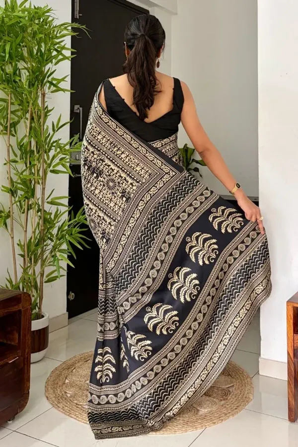 Black_Cat_Modal_Satin_Kalamkari_Printed_Saree