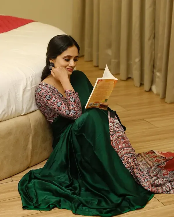 Green_Ajrakh_Silk_Saree