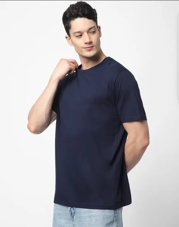 White_And_Maroon_Classic_Fit_T-Shirt_for_Men