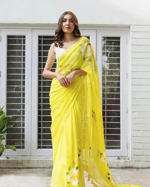 Yellow_Georgette_Floral_Print_Saree_For_Women