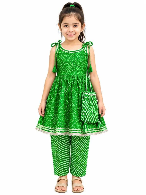 Green_Printed_Ethnic_Dress_Set_for_Girls