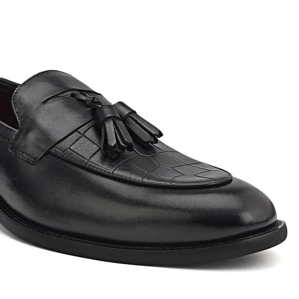 Cobbler_India_Black_Croco_Textured_Loafers_With_Tassels_Black