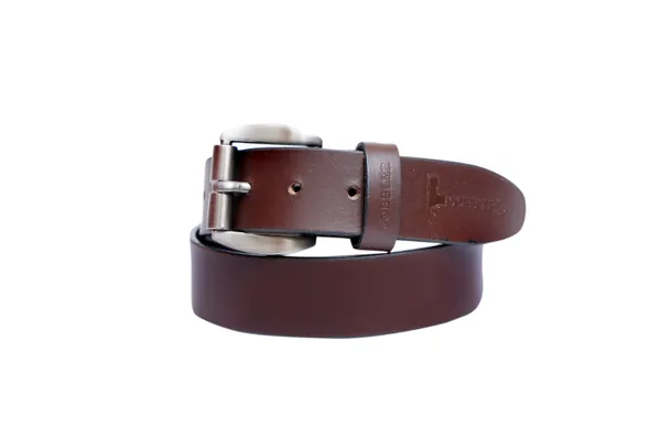 Cobbler_India_Versatile_Leather_Belt_For_Men_Durable_Stylish_Adjustable