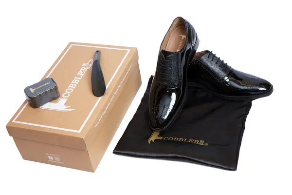 Cobbler_India_Men_S_Black_Patent_Oxfords_Luxury_Brogues_For_Formal_Wear