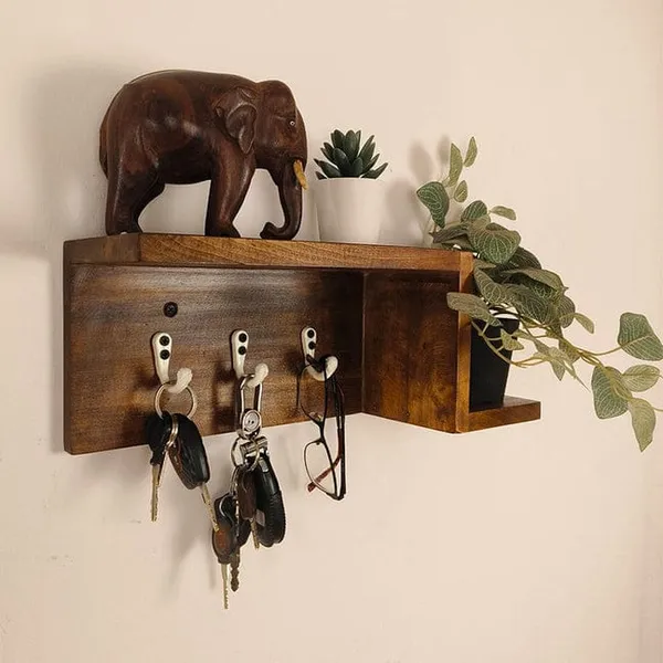 Wood_Rustic_Wall_Mounted_Shelf_With_Hooks