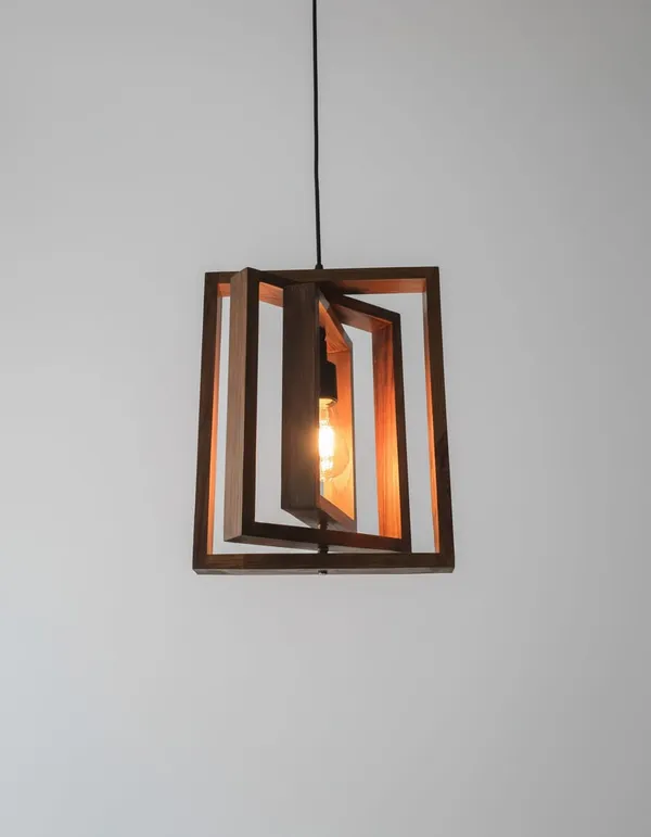 Wood_Modern_Geometric_Pendant_Light