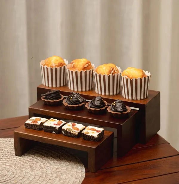 Wood_Minimal_Stepped_Tiered_Dessert_Display_Riser_Set