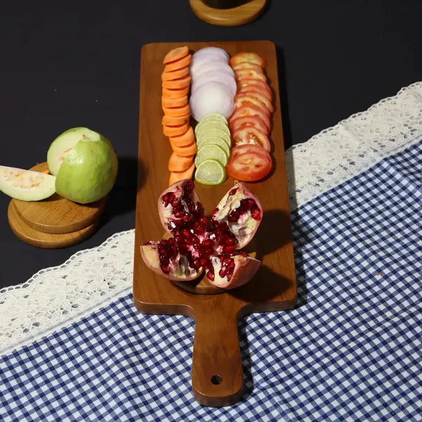Teak_Wood_Natural_Rectangular_Cutting_Board_With_Handle