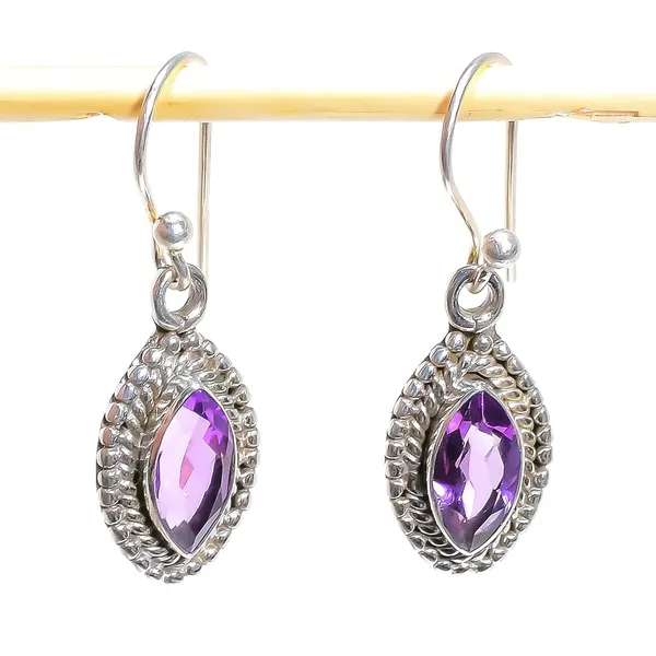 Sterling_Silver_Amethyst_Earrings