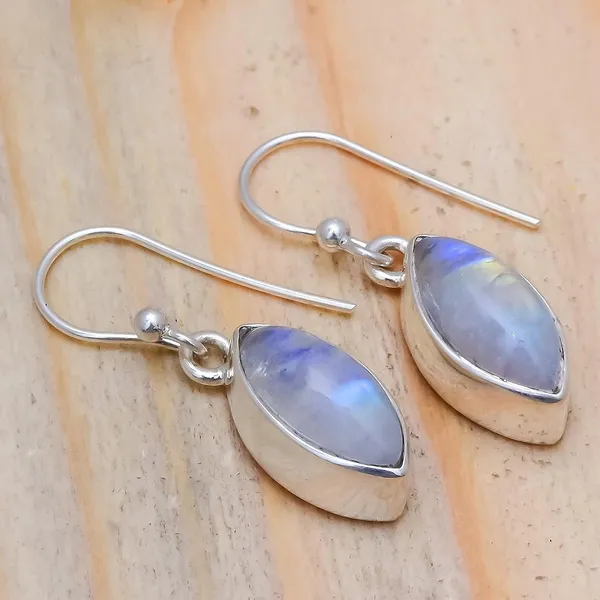 Rainbow_Moonstone_Sterling_Silver_Earring
