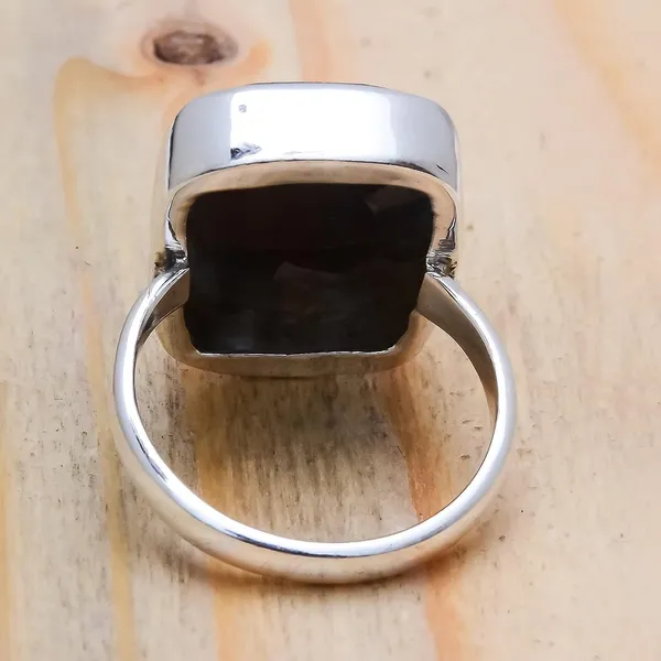 Labradorite_Sterling_Silver_Ring