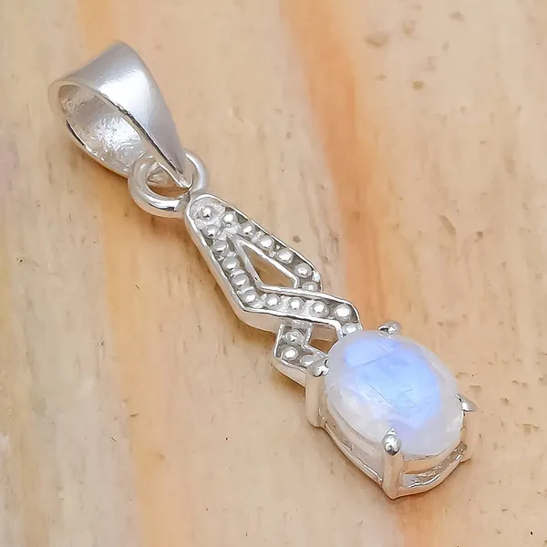 Moonstone_Sterling_Silver_Pendant