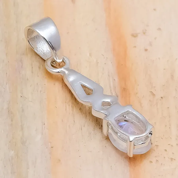 Moonstone_Sterling_Silver_Pendant