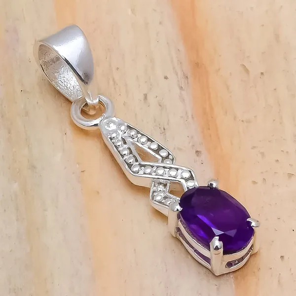 Sterling_Silver_Amethyst_Pendant