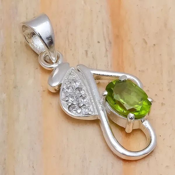 Sterling_Silver_Gemstone_Pendant