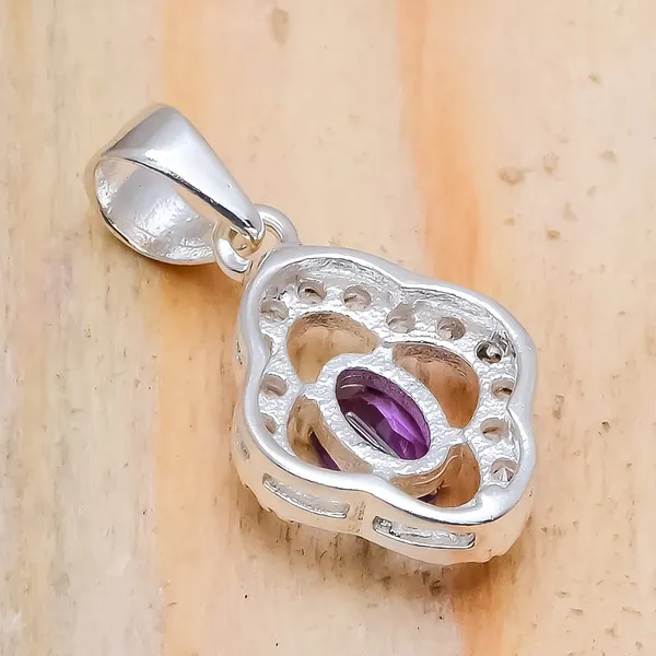 Sterling_Silver_Gemstone_Pendant