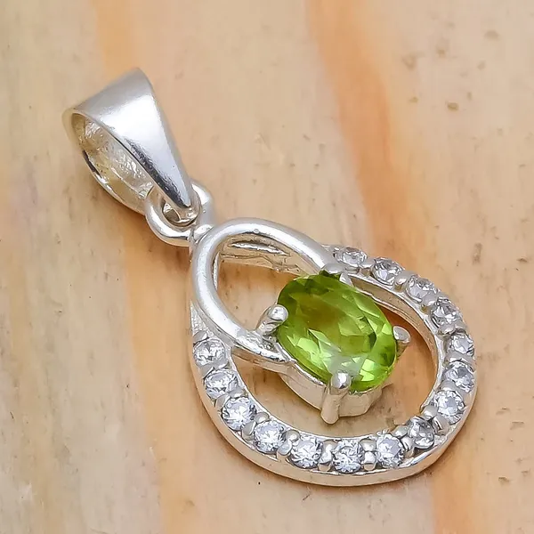 Sterling_Silver_Gemstone_Pendant