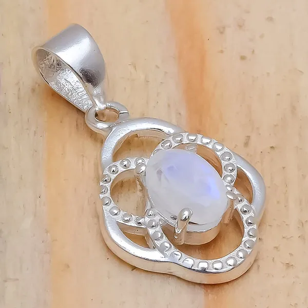 Moonstone_Sterling_Silver_Pendant