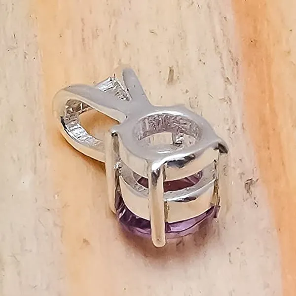 Amethyst_Sterling_Silver_Pendant_End_Of_Text