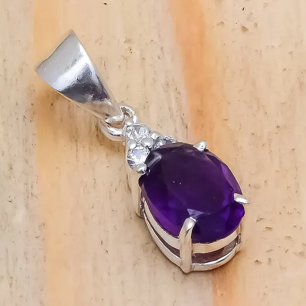 Sterling_Silver_Gemstone_Pendant