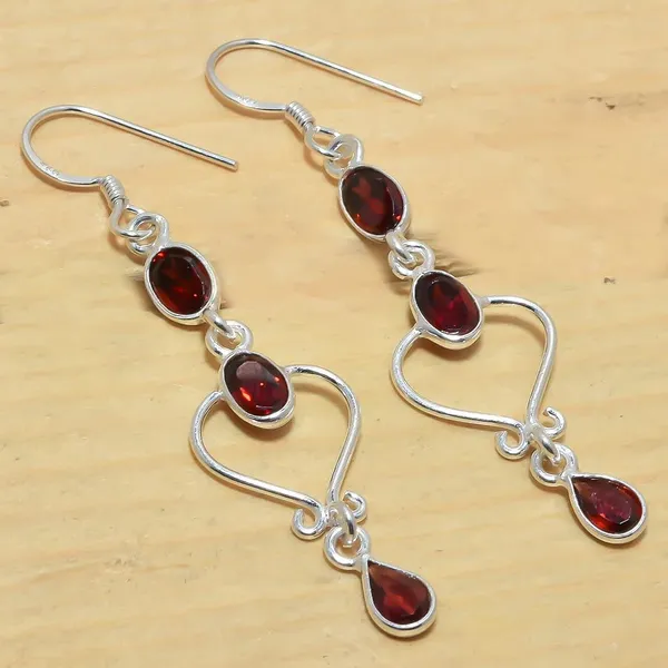 Garnet_Sterling_Silver_Earrings