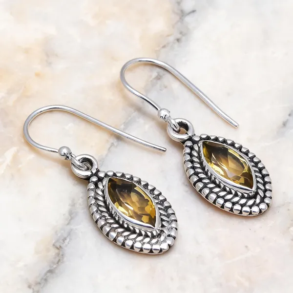 Sterling_Silver_Topaz_Earrings
