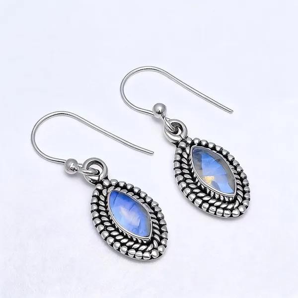 Rainbow_Moonstone_Sterling_Silver_Earrings